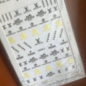 LUXURY NAIL STICKERS